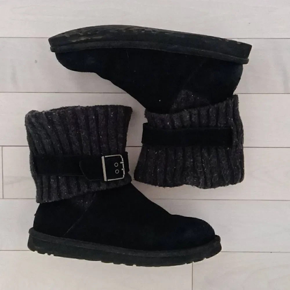 UGG Australia Kids Black Cambridge Knit Foldover Mid-Calf Boots Size 8